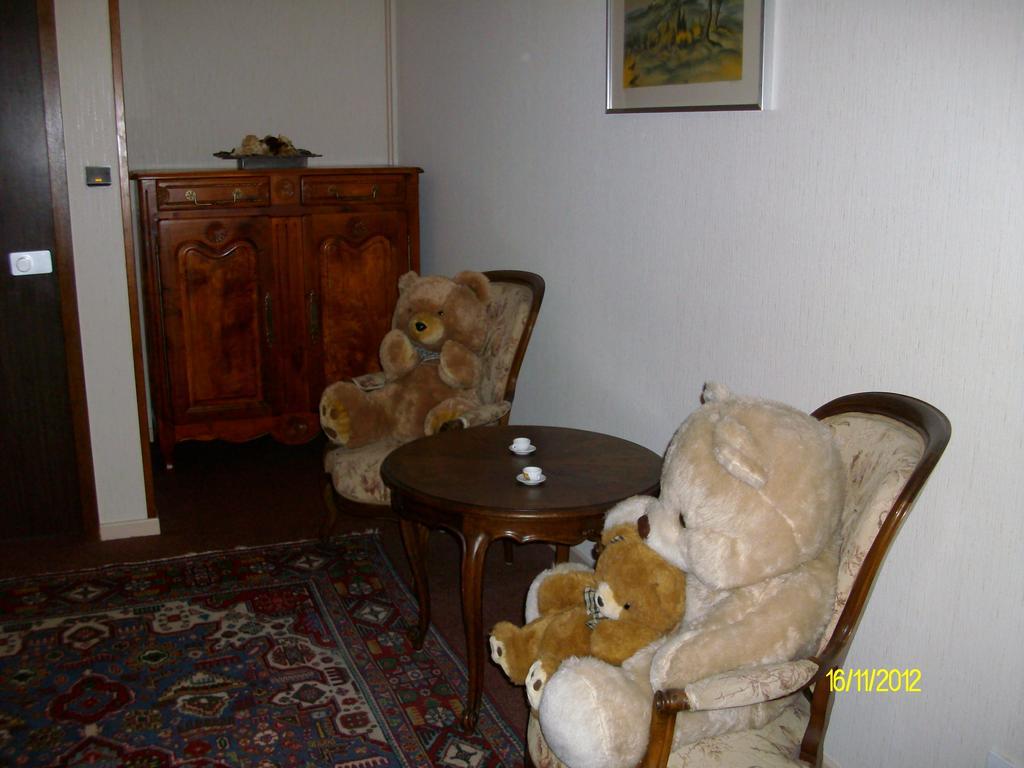 Au Logis Des Ours Belfort Nord Offemont Bagian luar foto